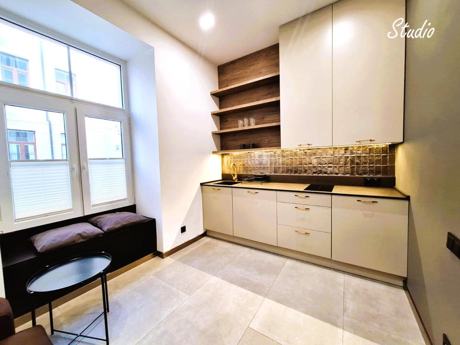 Gold City Point Piotrkowska 37 วูดช์ ภายนอก รูปภาพ