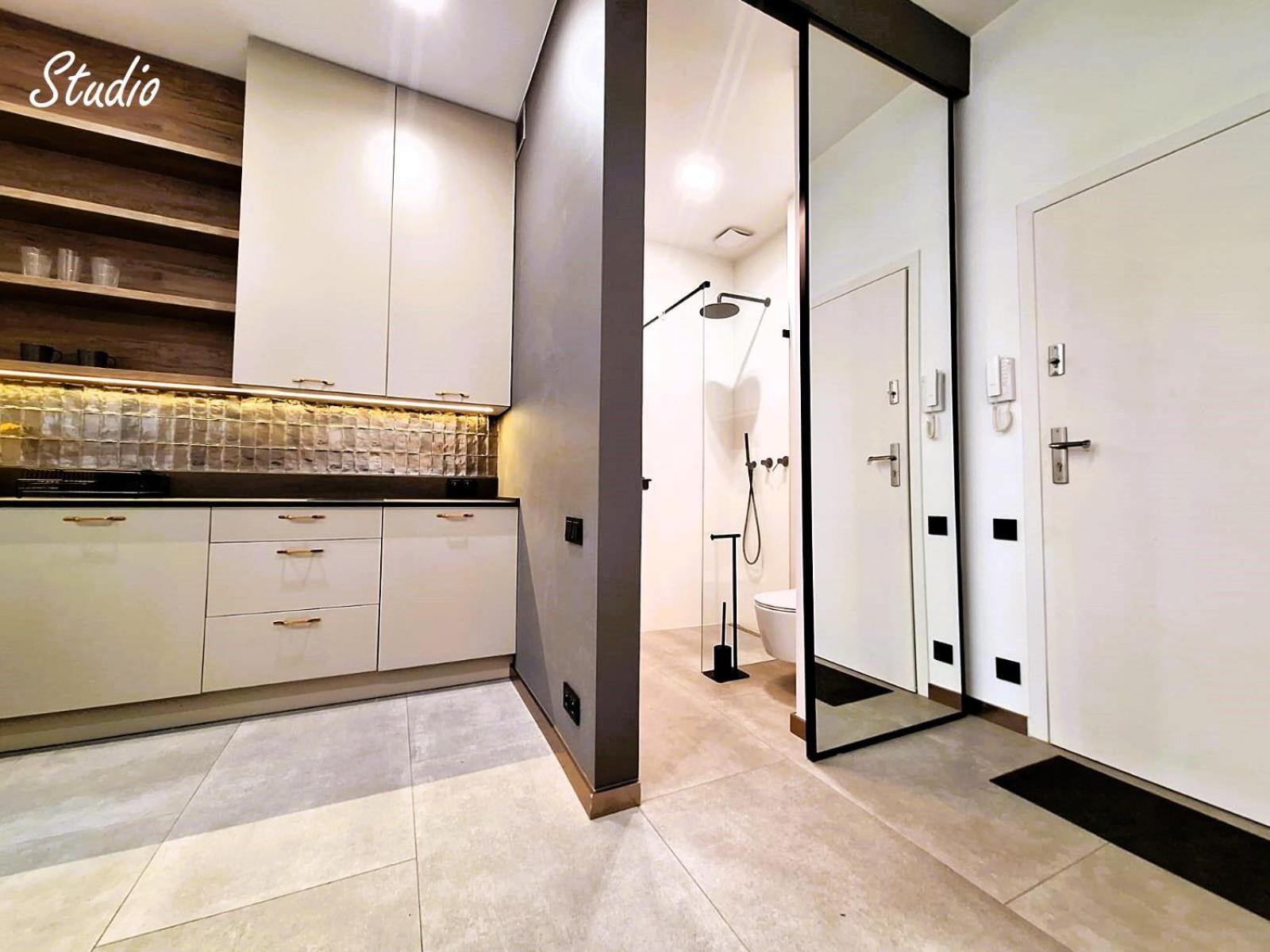 Gold City Point Piotrkowska 37 วูดช์ ภายนอก รูปภาพ