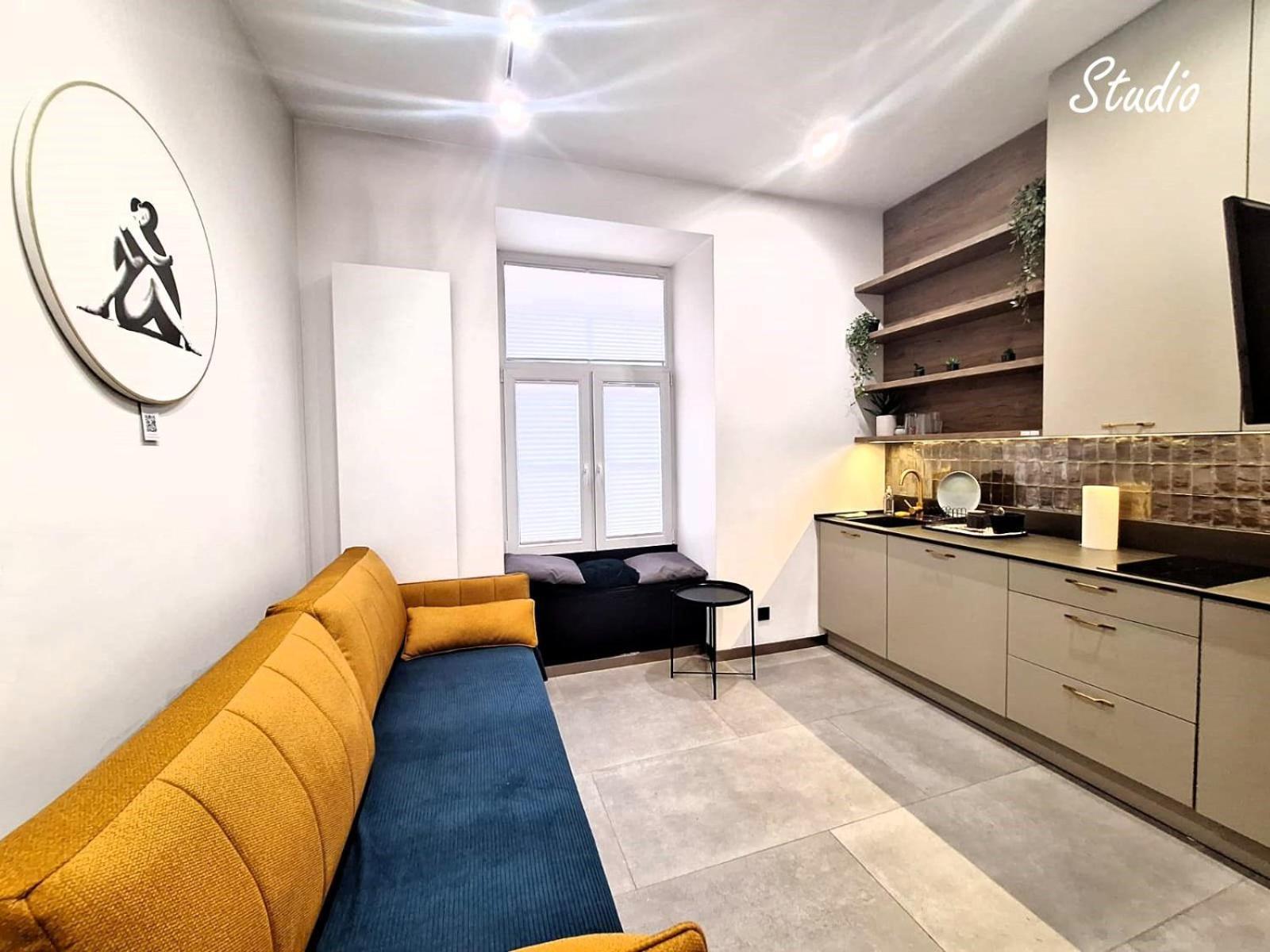 Gold City Point Piotrkowska 37 วูดช์ ภายนอก รูปภาพ