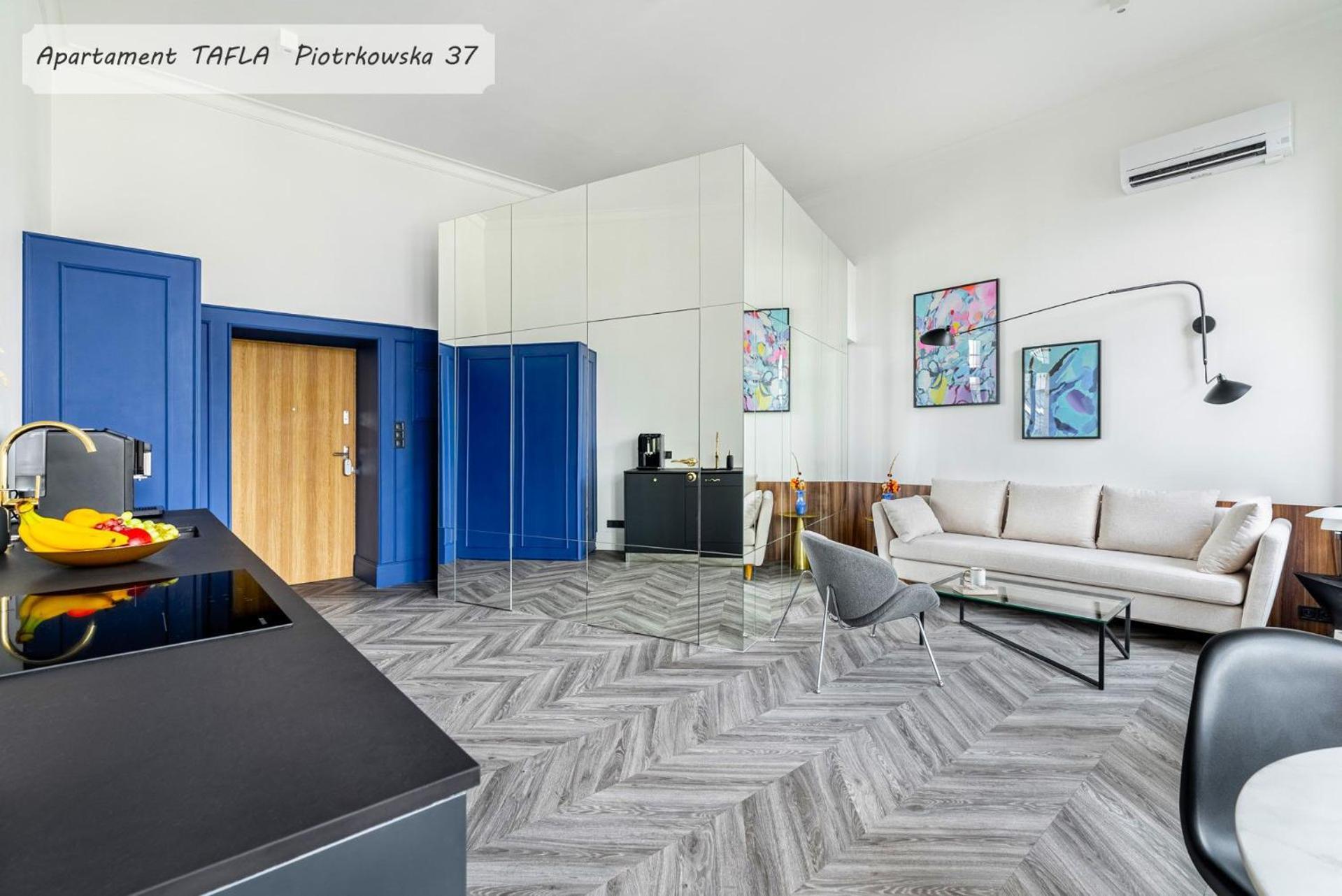 Gold City Point Piotrkowska 37 วูดช์ ภายนอก รูปภาพ