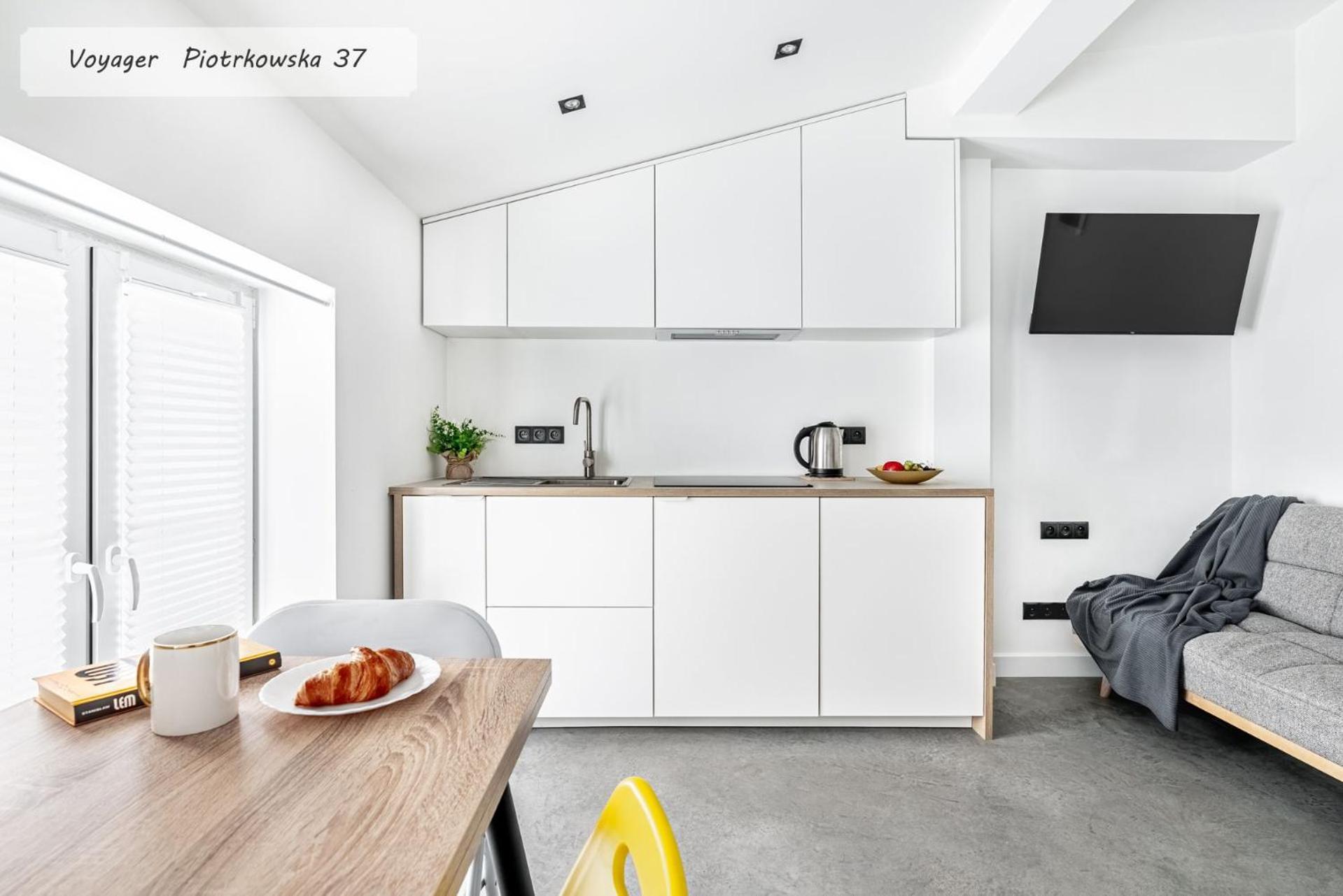 Gold City Point Piotrkowska 37 วูดช์ ภายนอก รูปภาพ