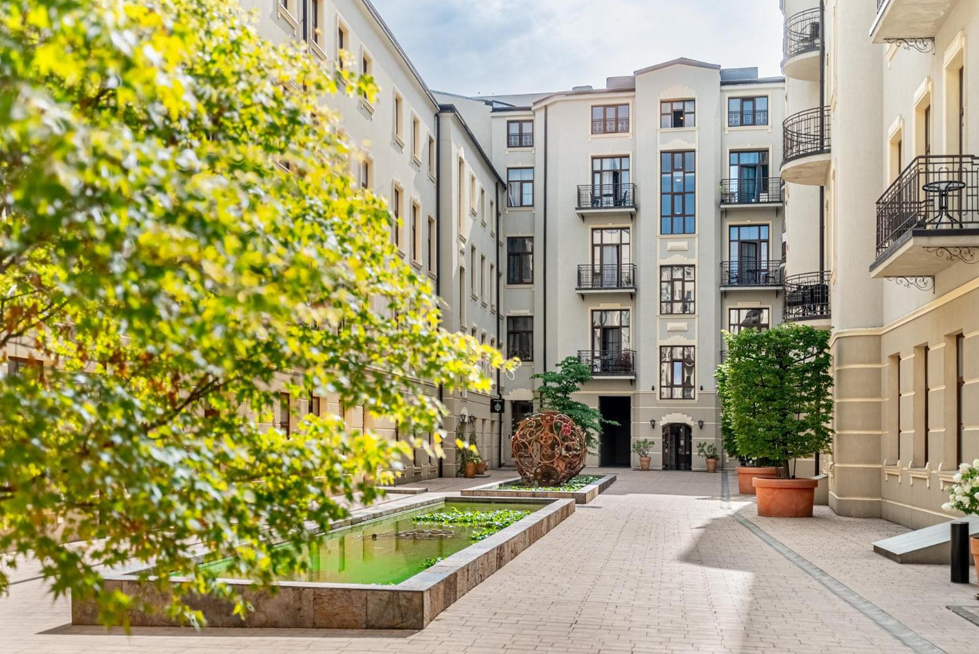 Gold City Point Piotrkowska 37 วูดช์ ภายนอก รูปภาพ